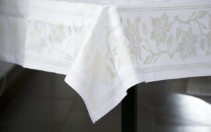White damaskcloth
