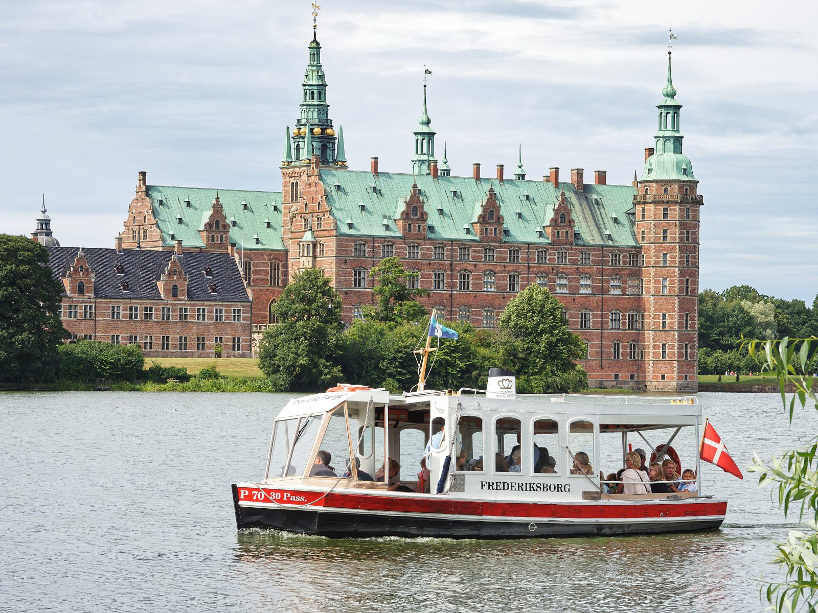 Den lille færge - Frederiksborg